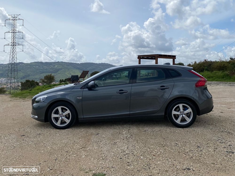 Volvo V40 D2 - 3