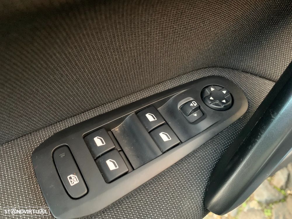 Peugeot 308 SW 1.5 BlueHDi Allure Pack - 19