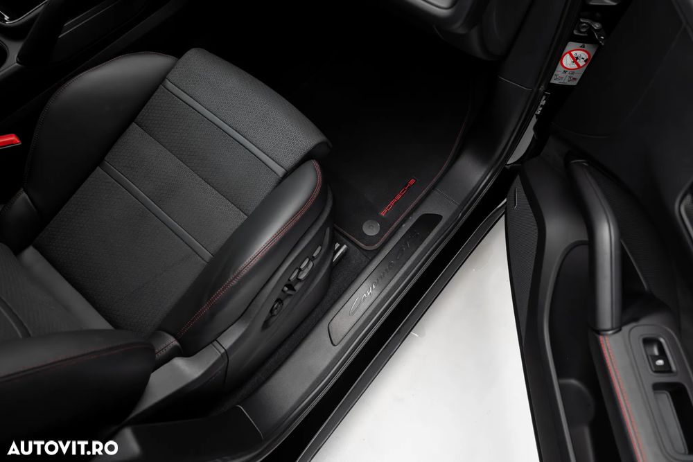 Porsche Cayenne GTS - 31