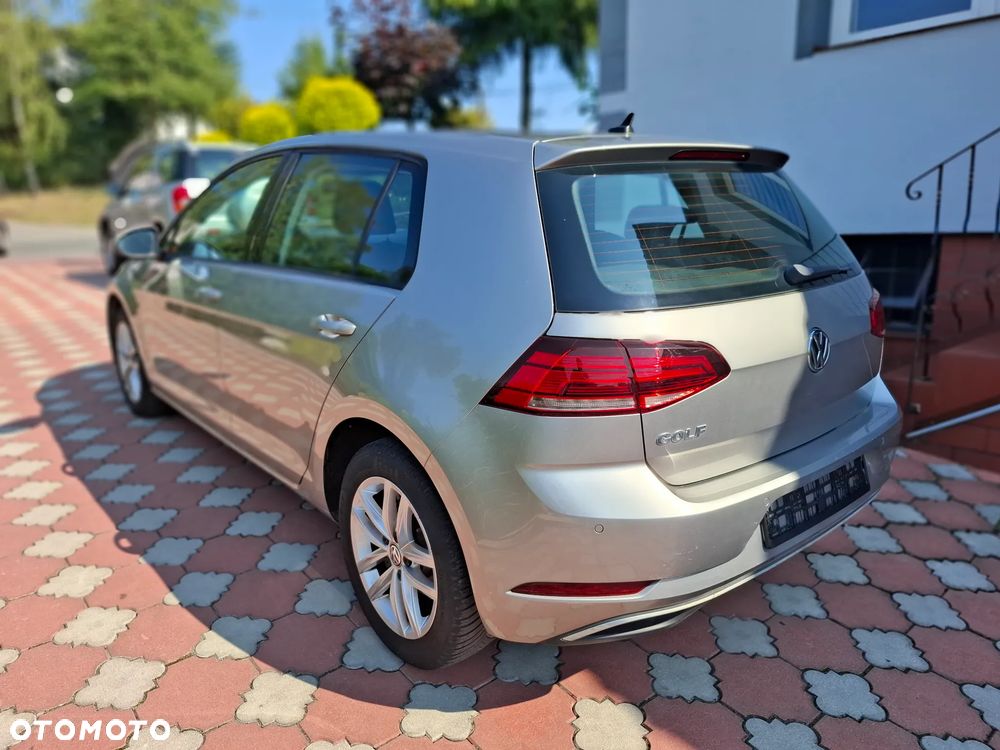 Volkswagen Golf 1.0 TSI BlueMotion Comfortline - 10