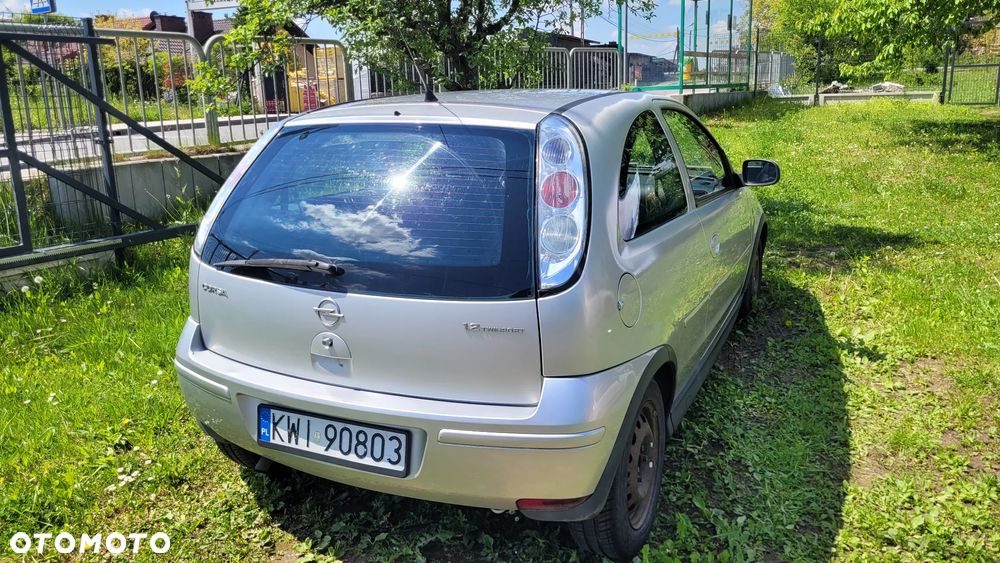 Opel Corsa 1.2 16V - 6