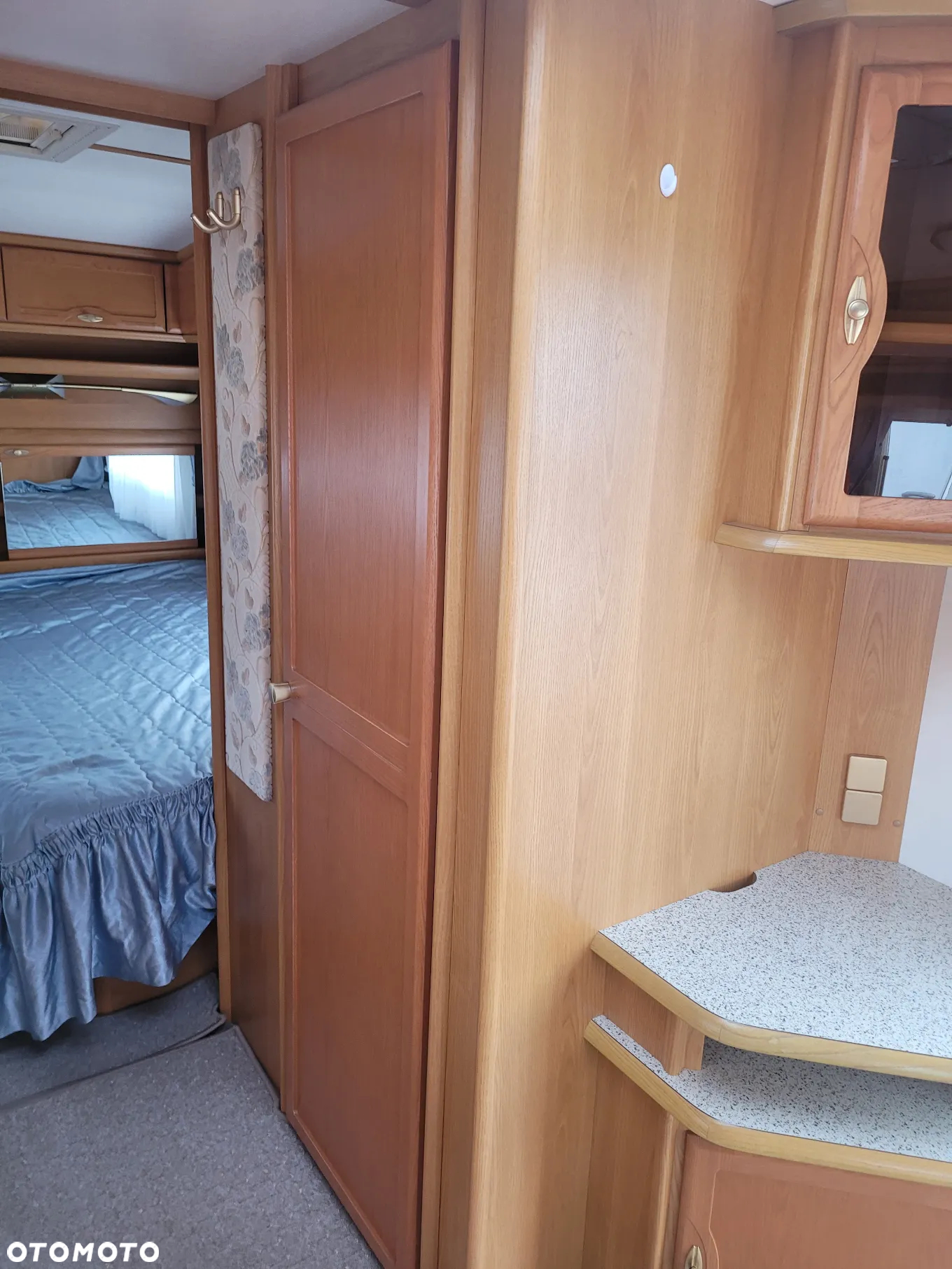 Adria ADIVA 502 - 10