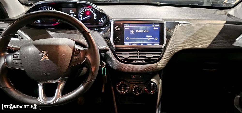 Peugeot 2008 1.2 PureTech Style - 13