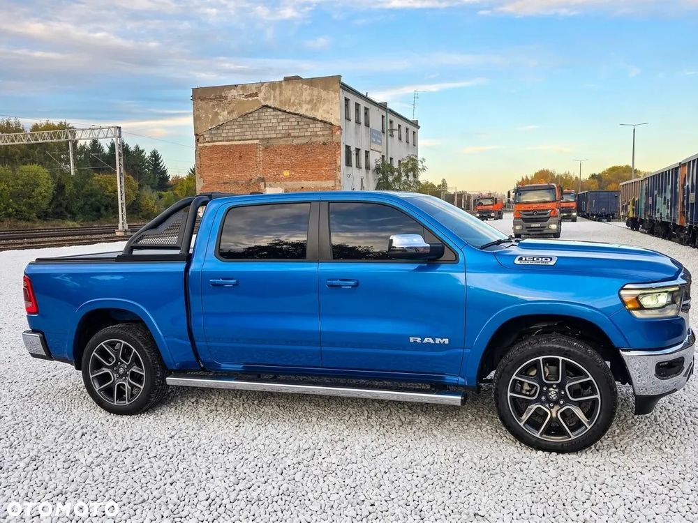 Dodge RAM 5.7 4x4 - 10