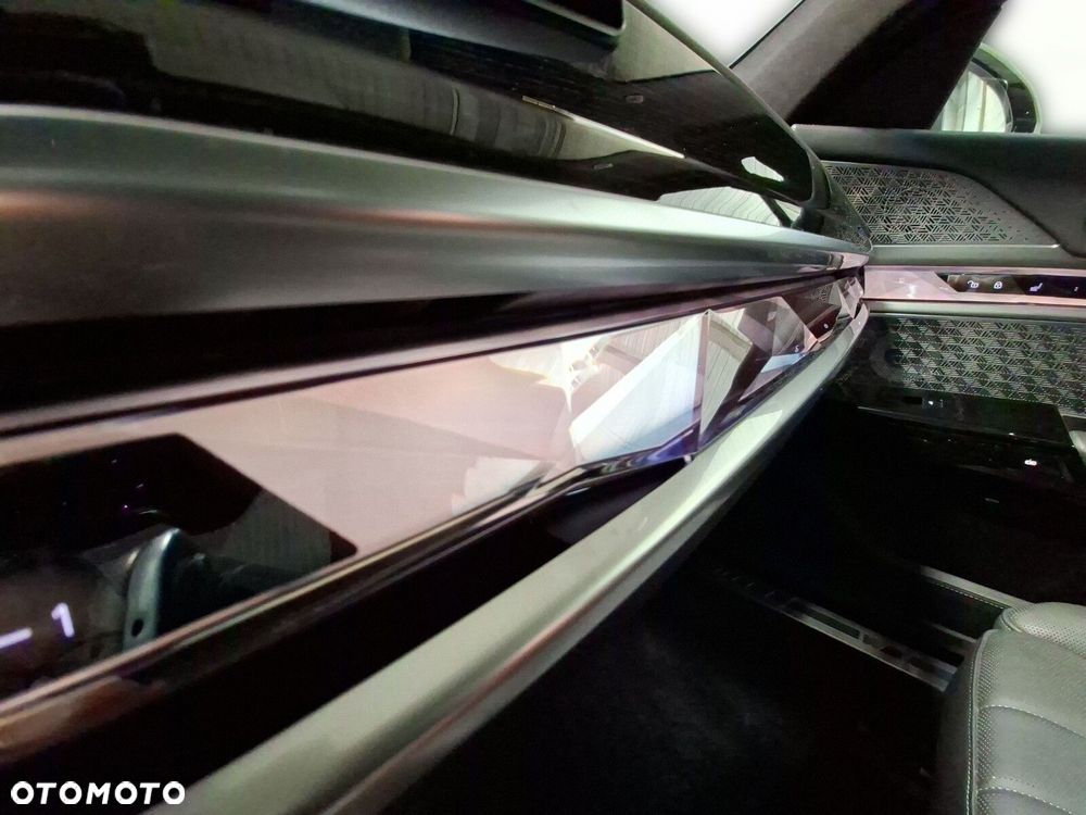 BMW Seria 7 - 30