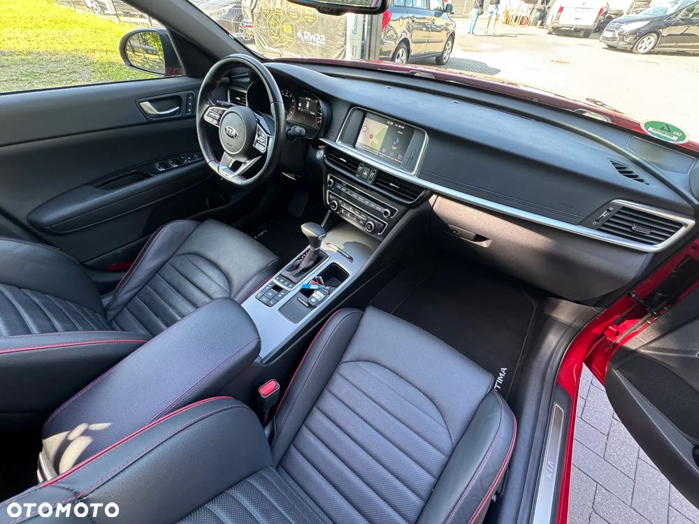 Kia Optima - 36