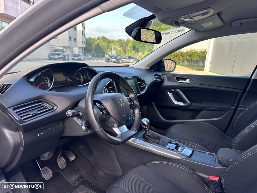 Peugeot 308 e-HDi FAP 115 Stop&Start Allure - 19