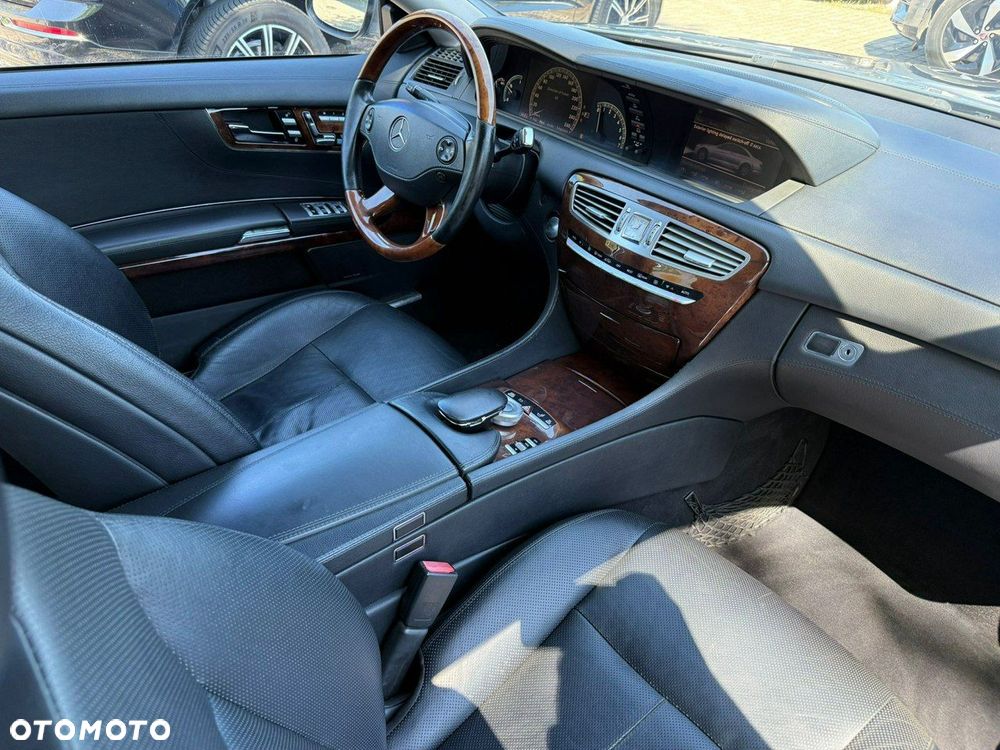 Mercedes-Benz CL 500 7G-TRONIC - 33