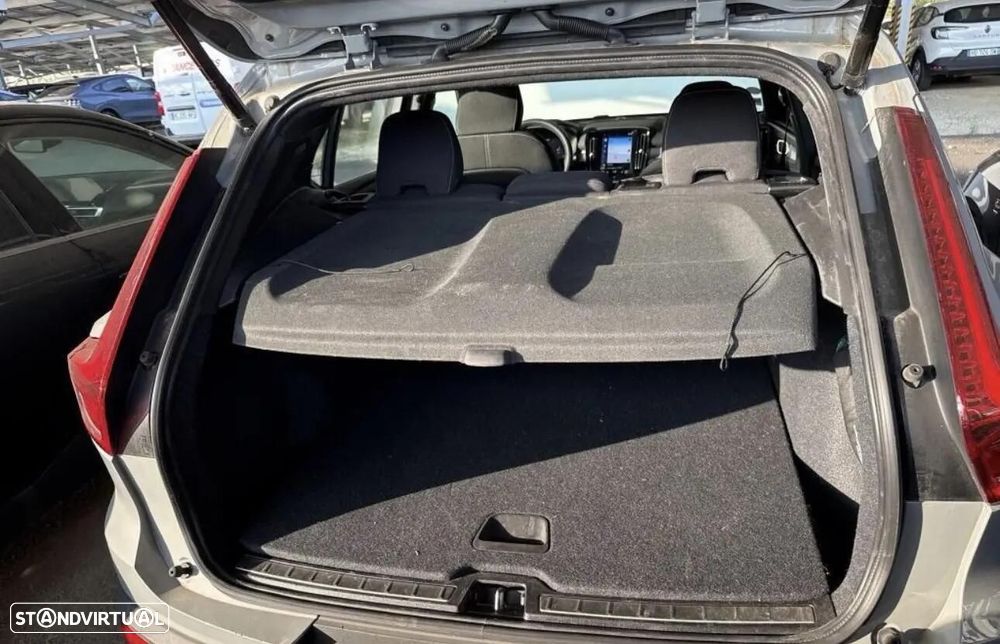 Volvo XC 40 1.5 T4 PHEV Plus Bright - 4