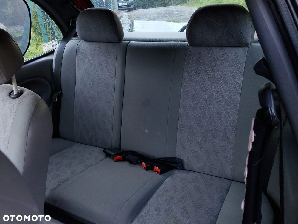 Ford Fiesta 1.3 - 5