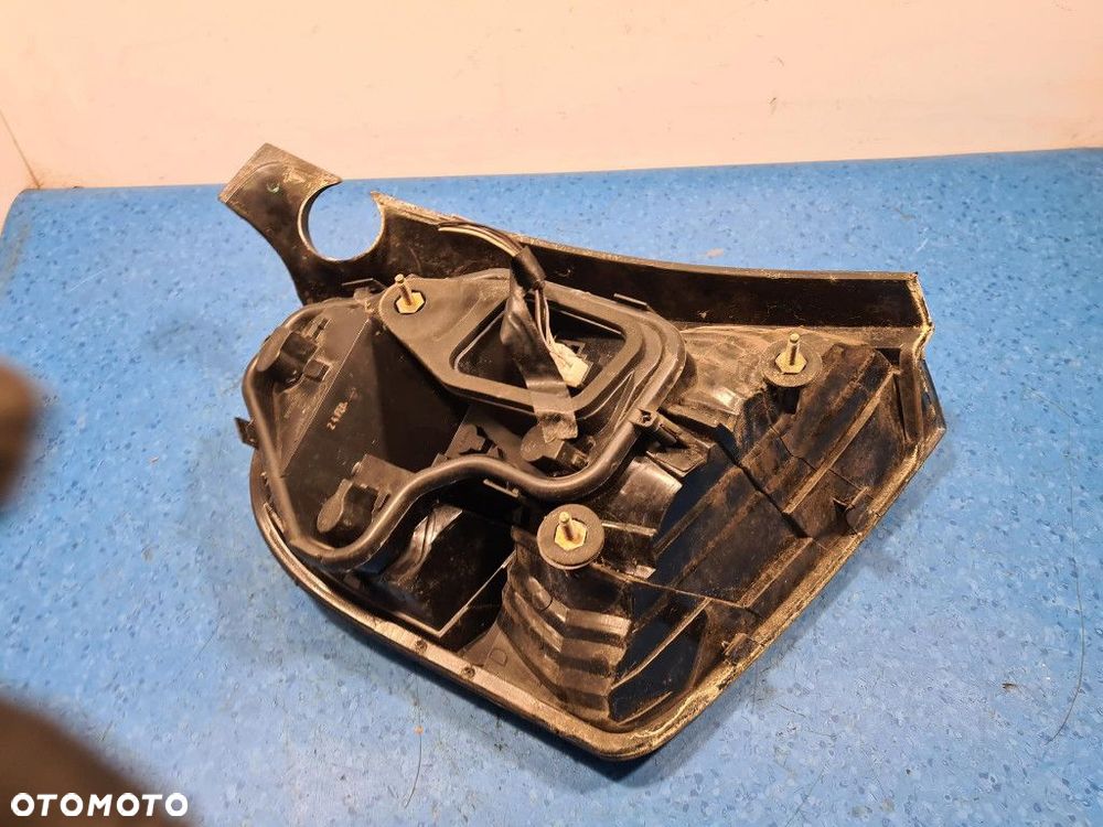 FIAT STILO I 3D LAMPA TYŁ PRAWA ZEWNĘTRZNA - 6