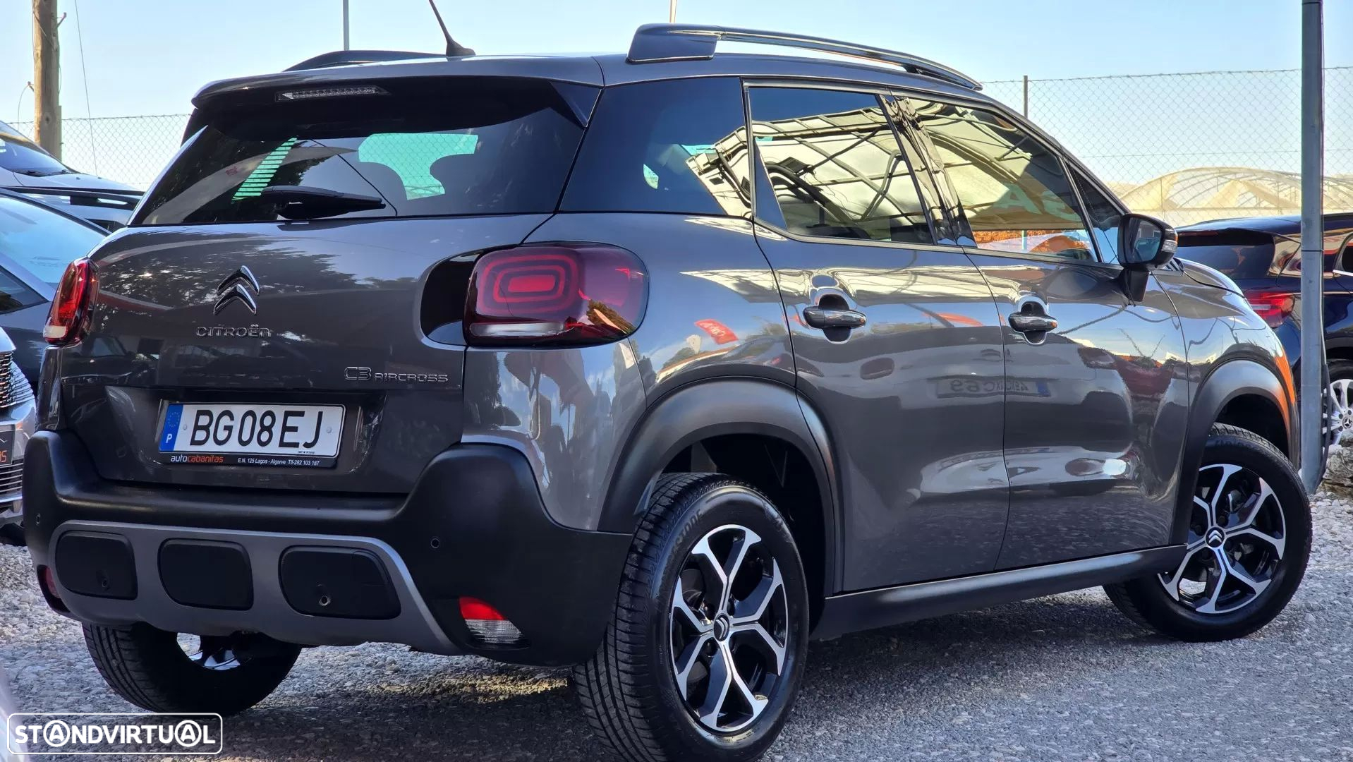 Citroën C3 Aircross 1.2 PureTech Shine - 3