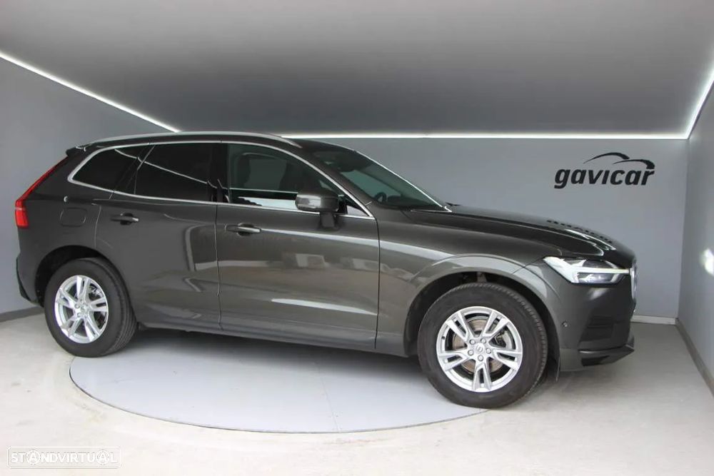 Volvo XC 60 2.0 D4 Momentum Geartronic - 18