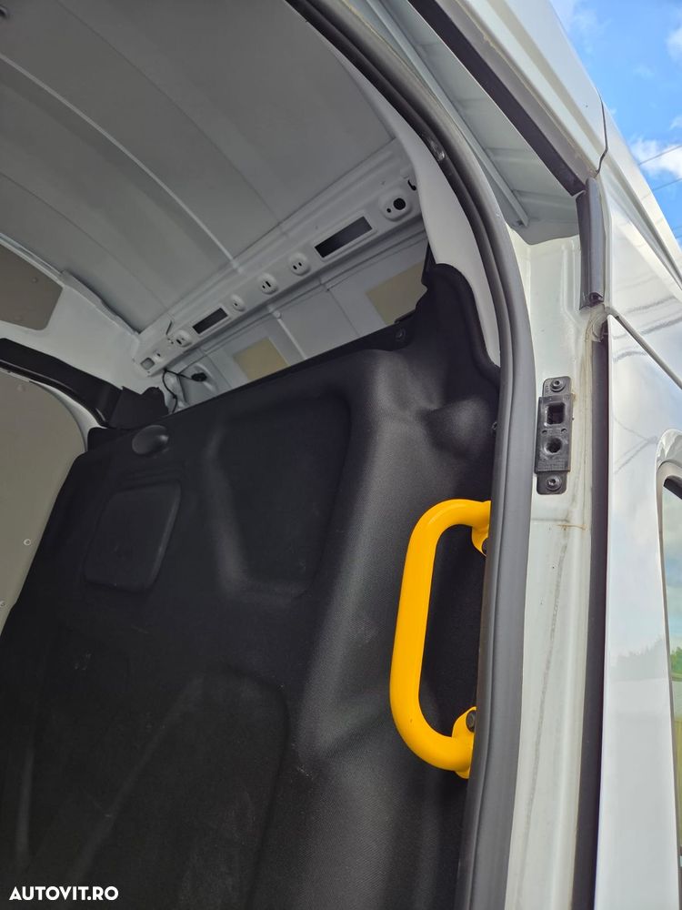 Ford Transit - 16