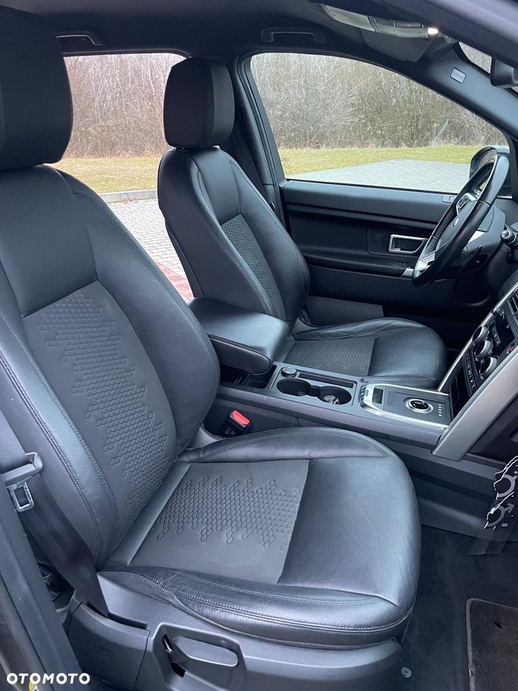 Land Rover Discovery Sport 2.0 TD4 HSE - 13