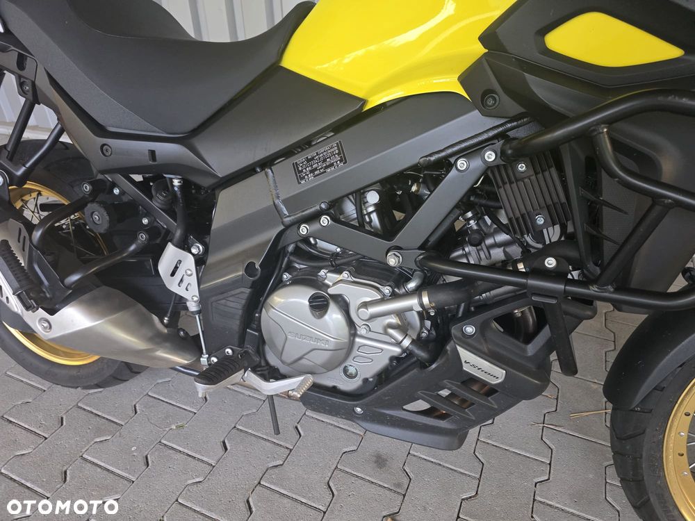 Suzuki V-STROM - 3