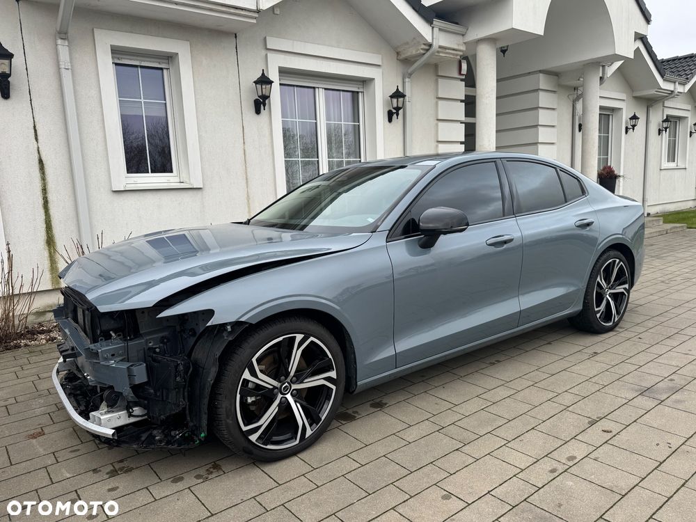 Volvo S60 B5 B AWD R-Design - 3