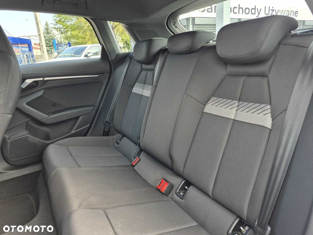 Audi A3 Sportback 35 TFSI mHEV Advanced S tronic - 29