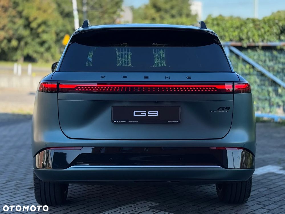 XPeng G9 - 6