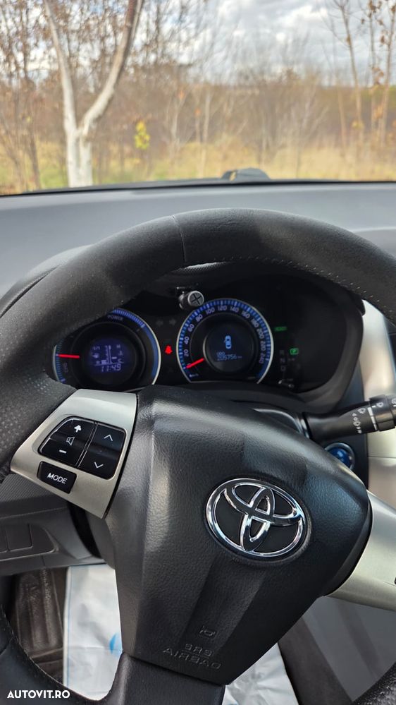 Toyota Auris 1.8 L VVT-i TS Hybrid Sol+ - 10