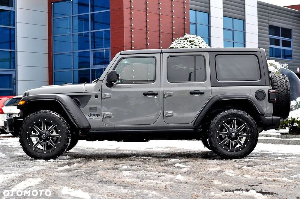 Jeep Wrangler 3.6 Unlim X - 2