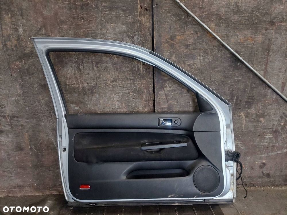 DRZWI KOMPLETNE LEWY PRZÓD VOLKSWAGEN GOLF IV 3D - 3