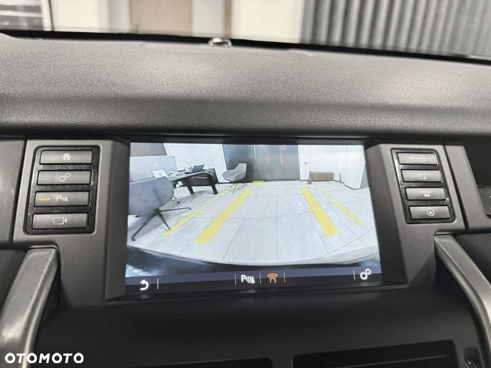 Land Rover Discovery Sport 2.0 TD4 HSE Luxury - 28