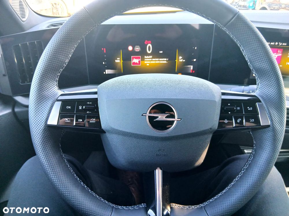 Opel Astra 1.2 T GS S&S - 6