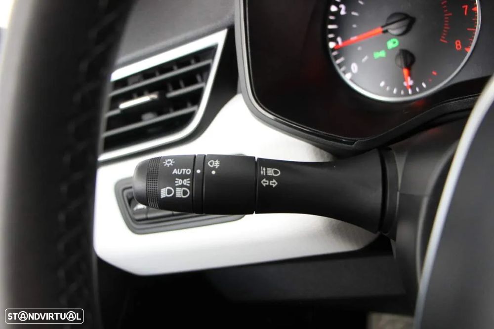 Renault Clio 1.0 TCe Evolution - 22