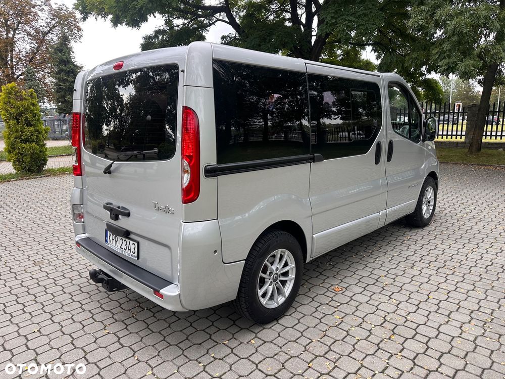 Renault Trafic Grand Passenger Expression - 3