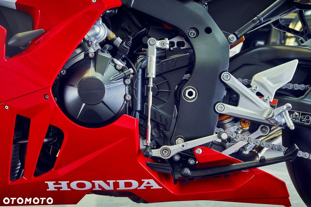 Honda CBR - 8