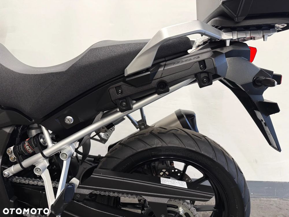 Suzuki V-STROM - 31