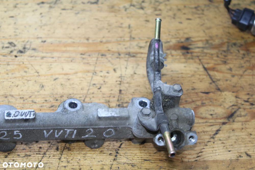 LISTWA WTRYSKOWA TOYOTA AVENSIS T25 2.0 VVTI 1AZ-FSE - 4