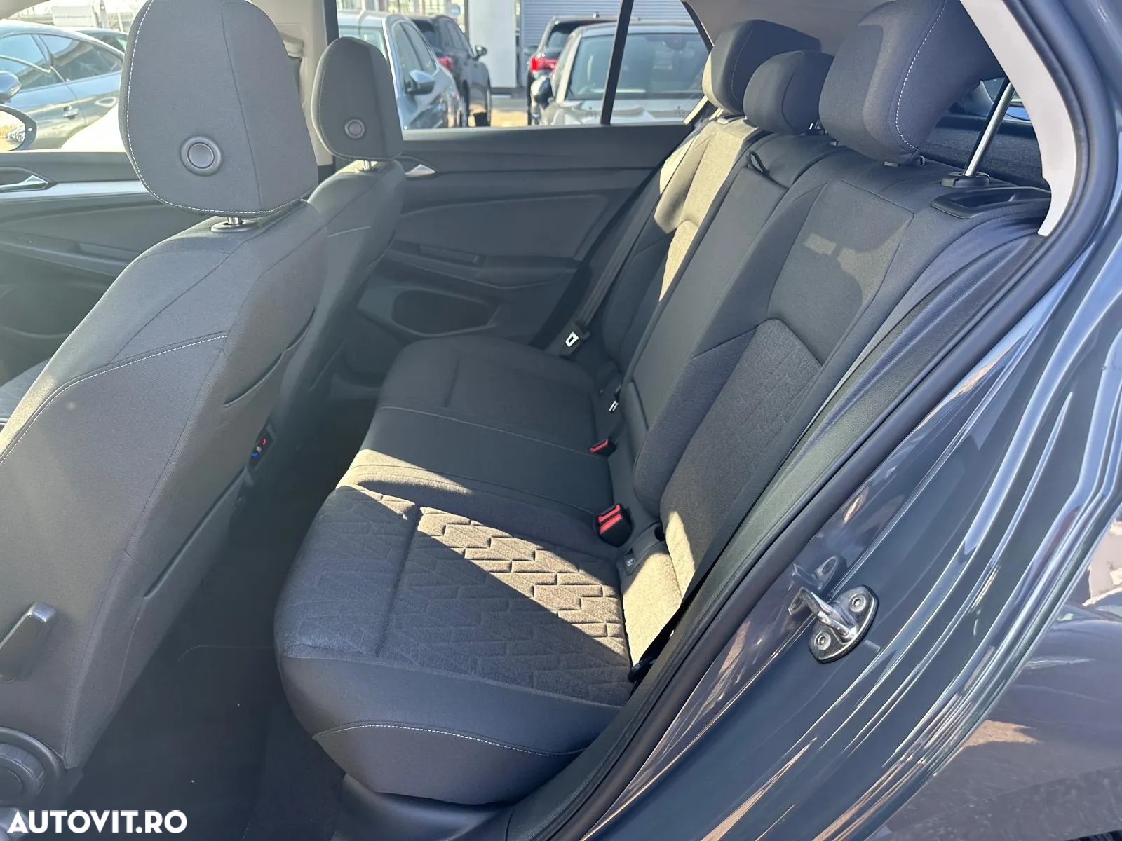 Volkswagen Golf 2.0 TDI DSG Life - 10