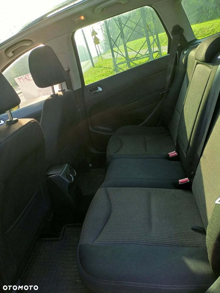 Peugeot 308 1.6 e-HDi Active S&S - 10