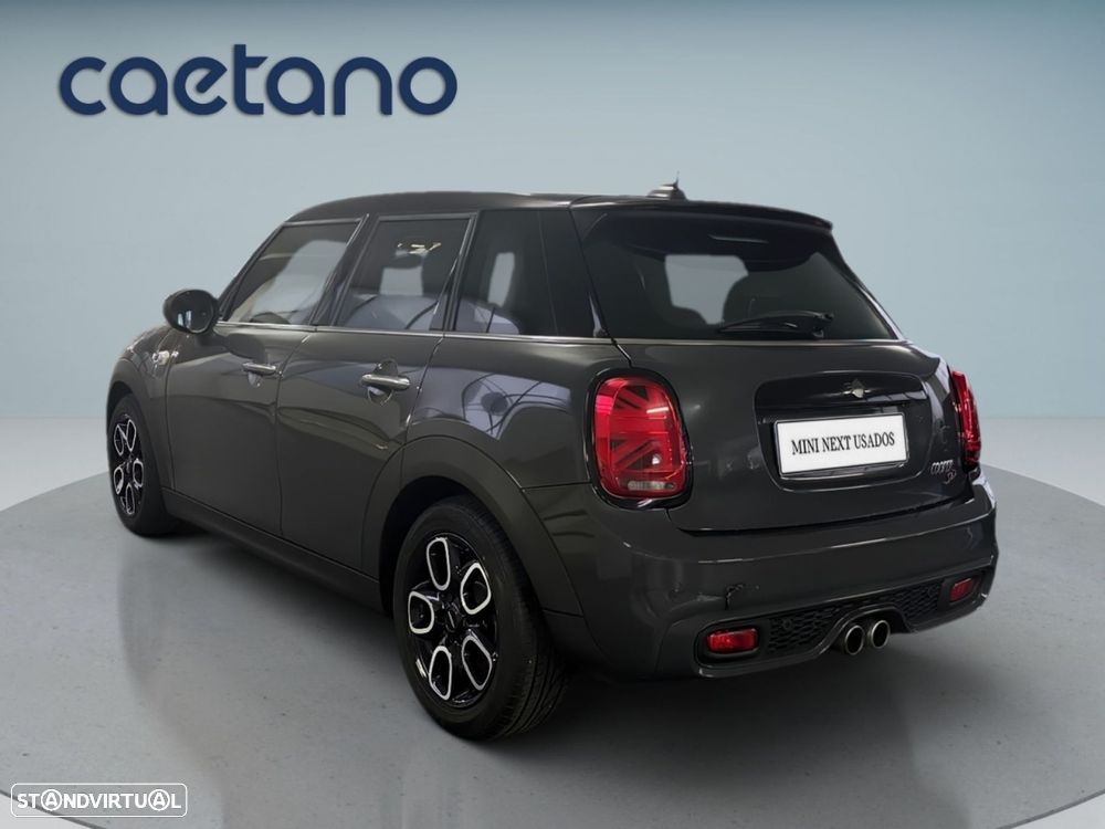 MINI 5 Portas Cooper SD Auto Desportiva - 6
