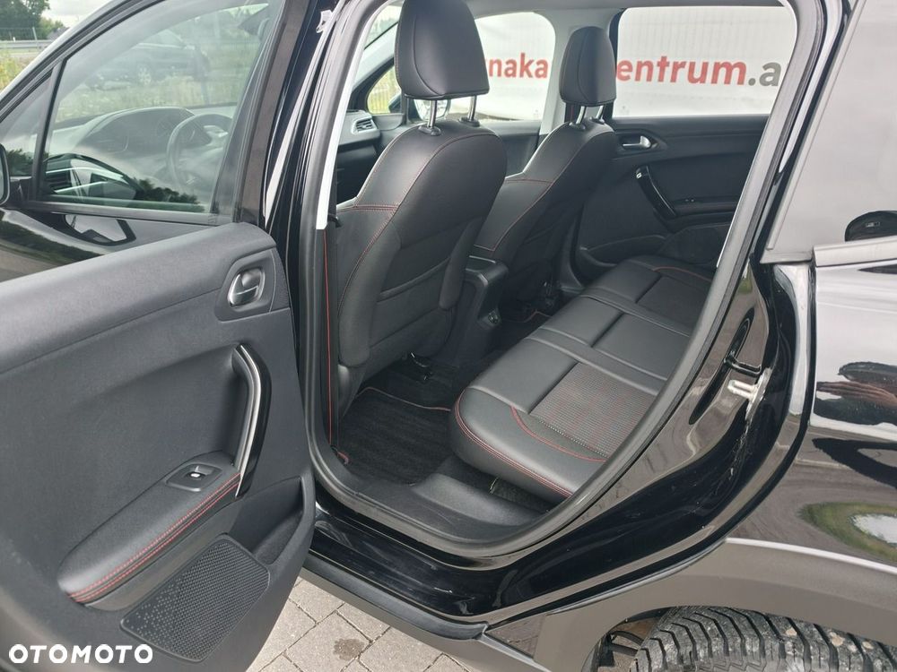 Peugeot 2008 - 15