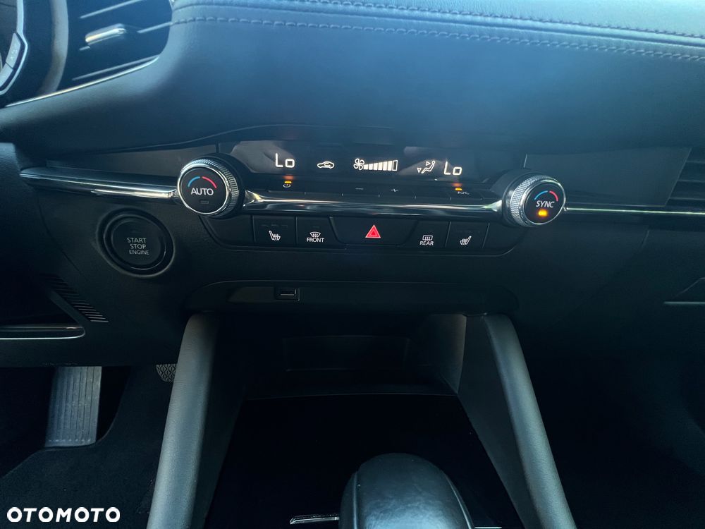 Mazda 3 e-SKYACTIV-X AWD 186 M HYBRID EXCLUSIVE-LINE - 14