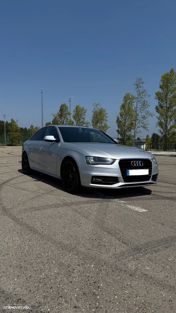 Audi A4 2.0 TFSI S line Sport Pack - 1