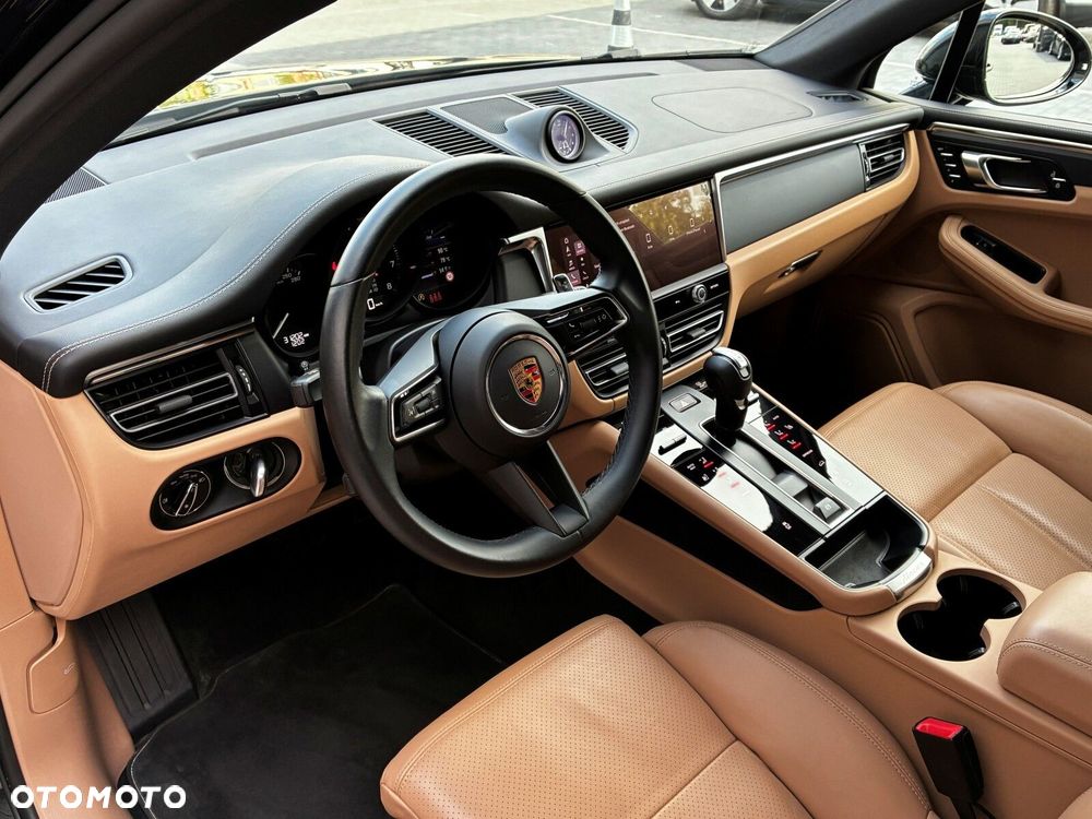 Porsche Macan - 23