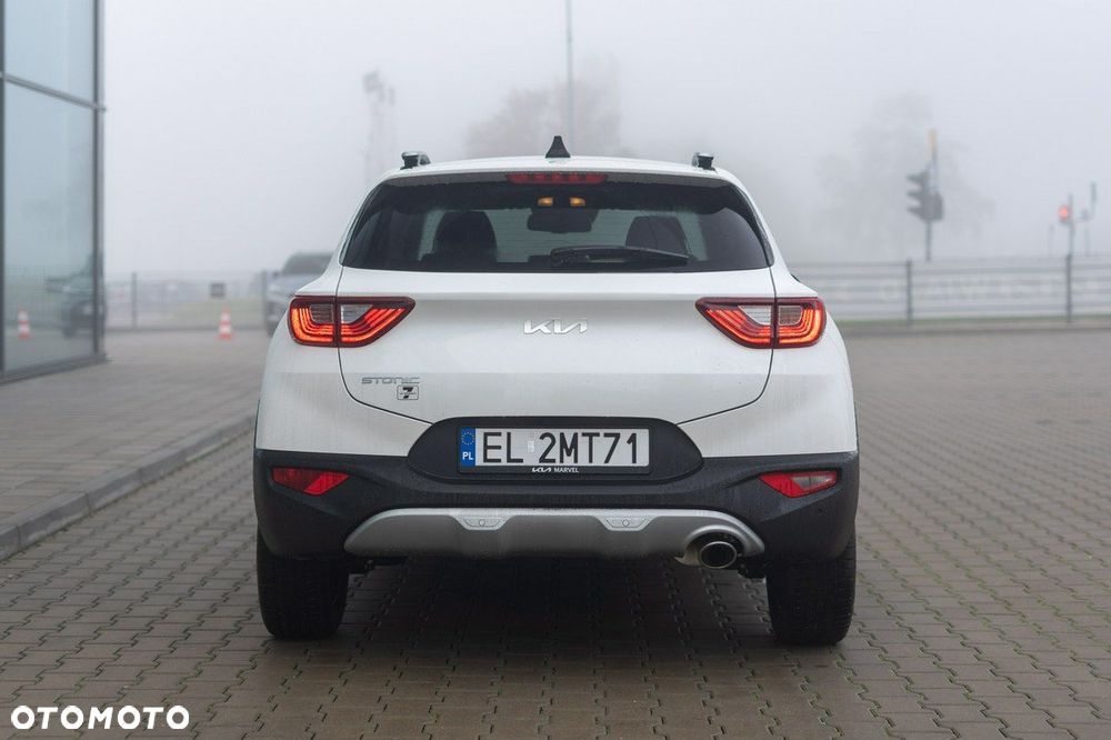 Kia Stonic - 5