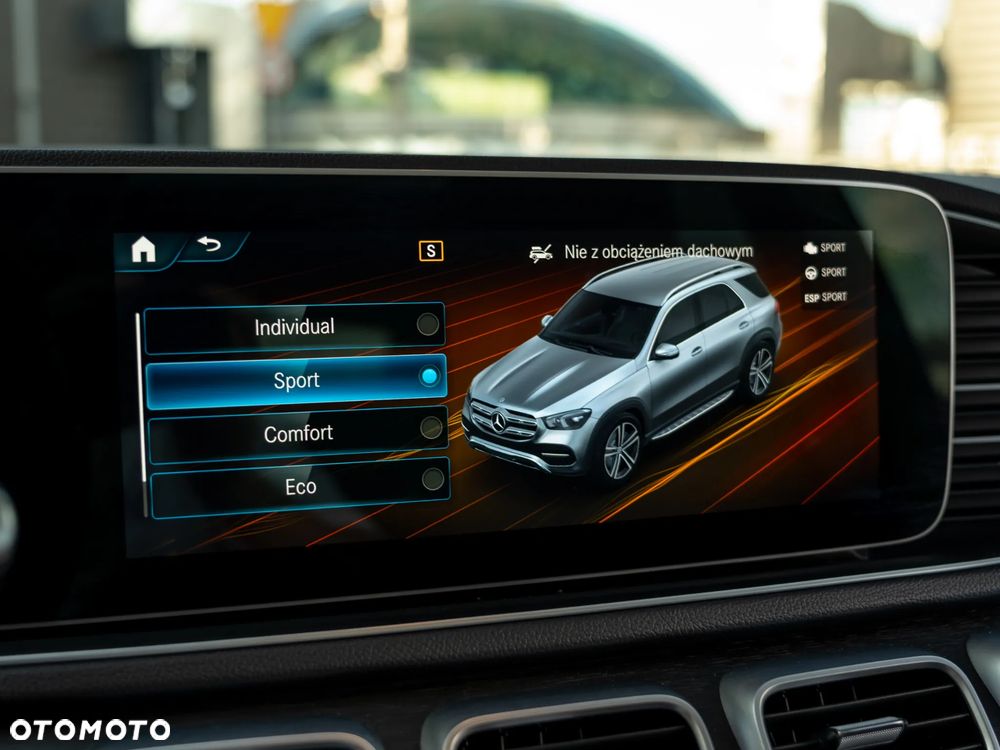 Mercedes-Benz GLE 300 d 4-Matic - 33