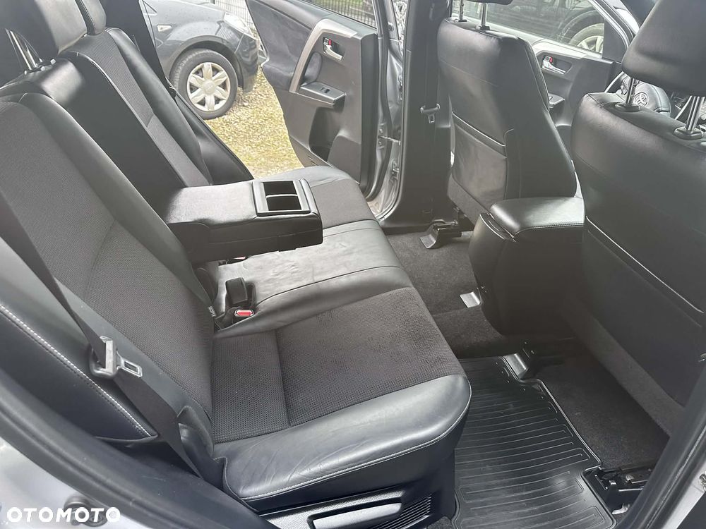 Toyota RAV4 2.5 4x4 Style Selection - 13