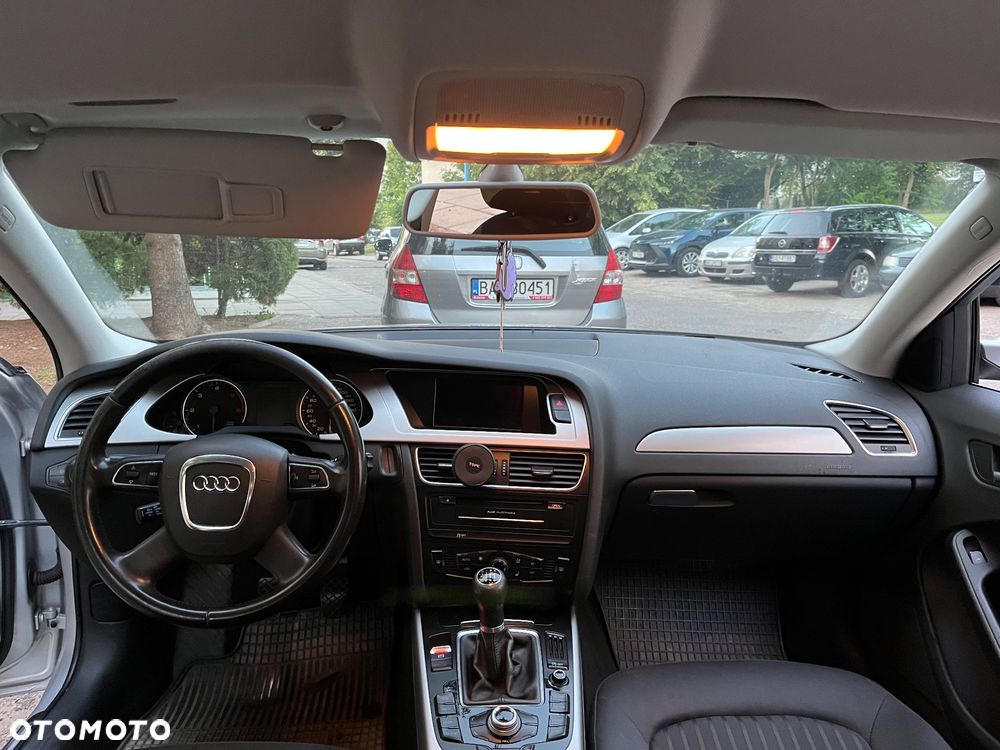 Audi A4 Avant 2.0 TDI DPF Ambition - 14
