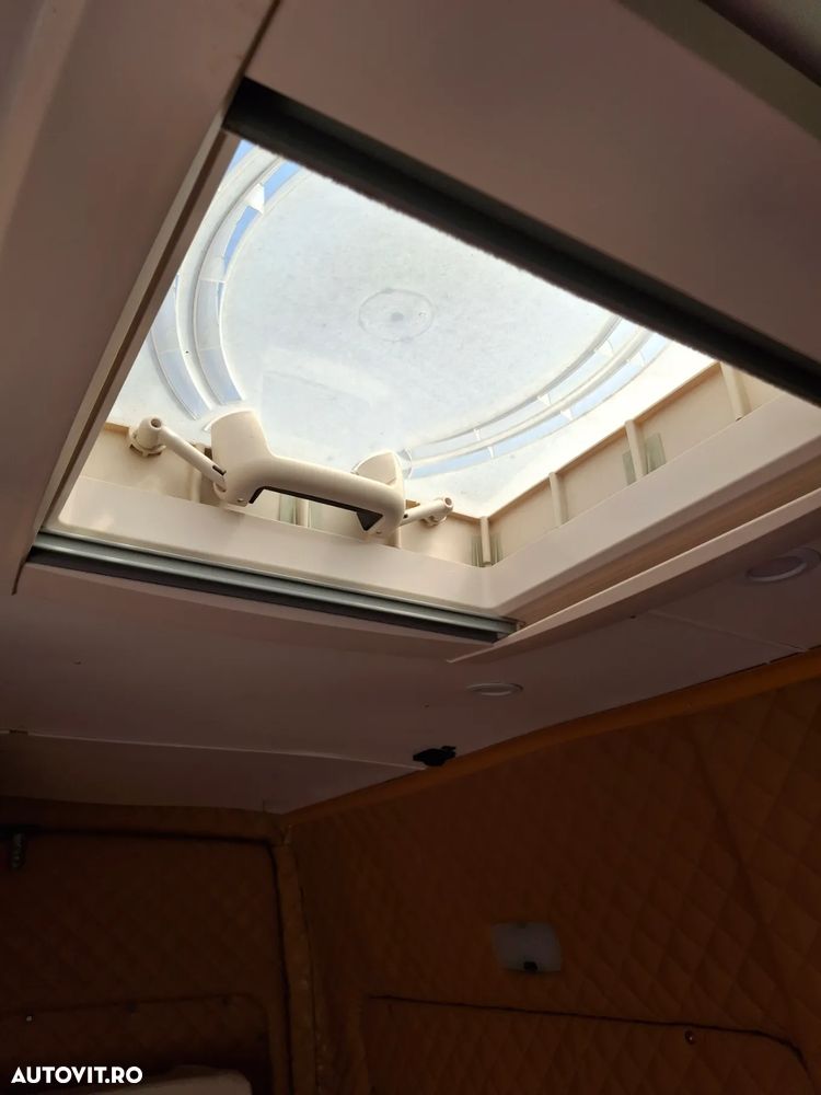 Mercedes-Benz Sprinter - 6