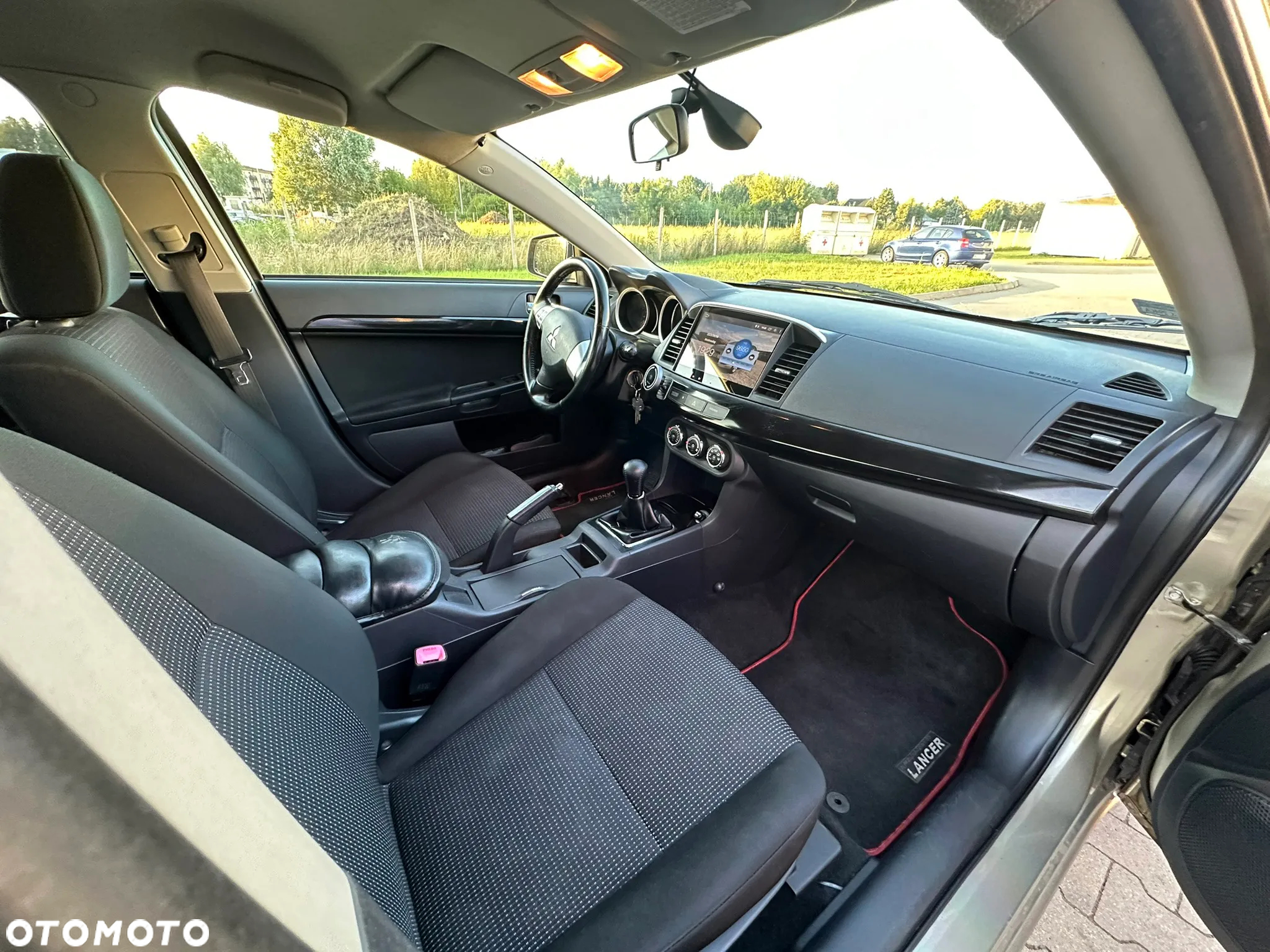 Mitsubishi Lancer 1.5 Invite - 7