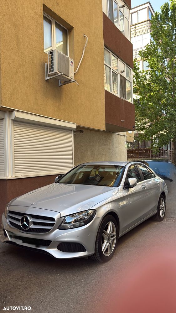 Mercedes-Benz C - 10