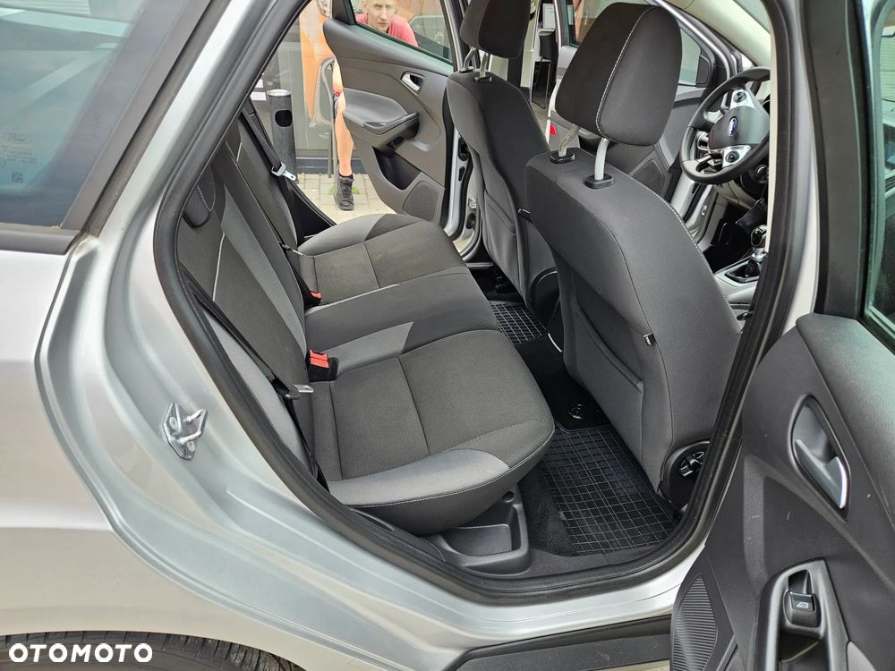 Ford Focus 1.6 TDCi ECOnetic 99g Start-Stopp-System Champions Edition - 20