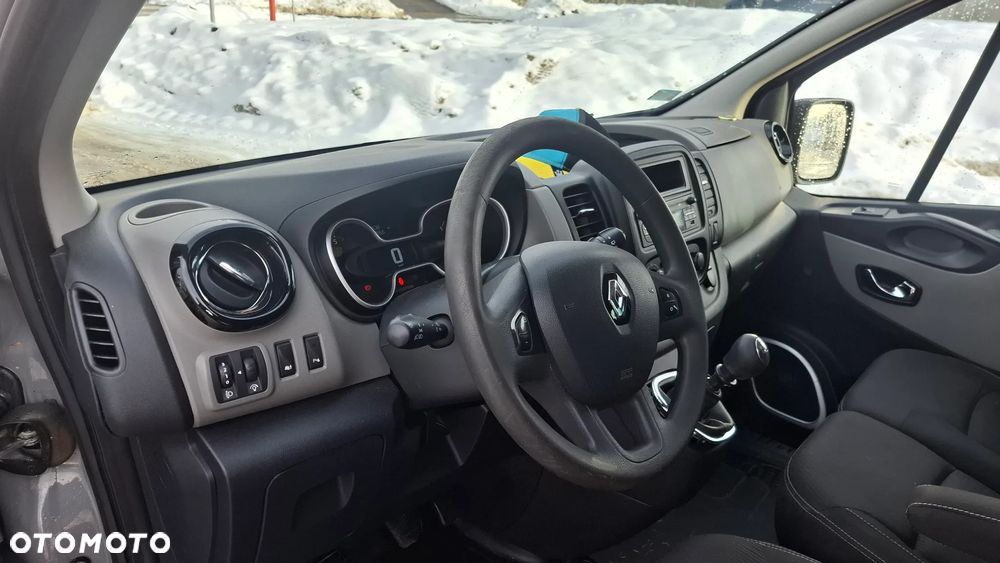 Renault Trafic Grand 1.6 dCi - 13