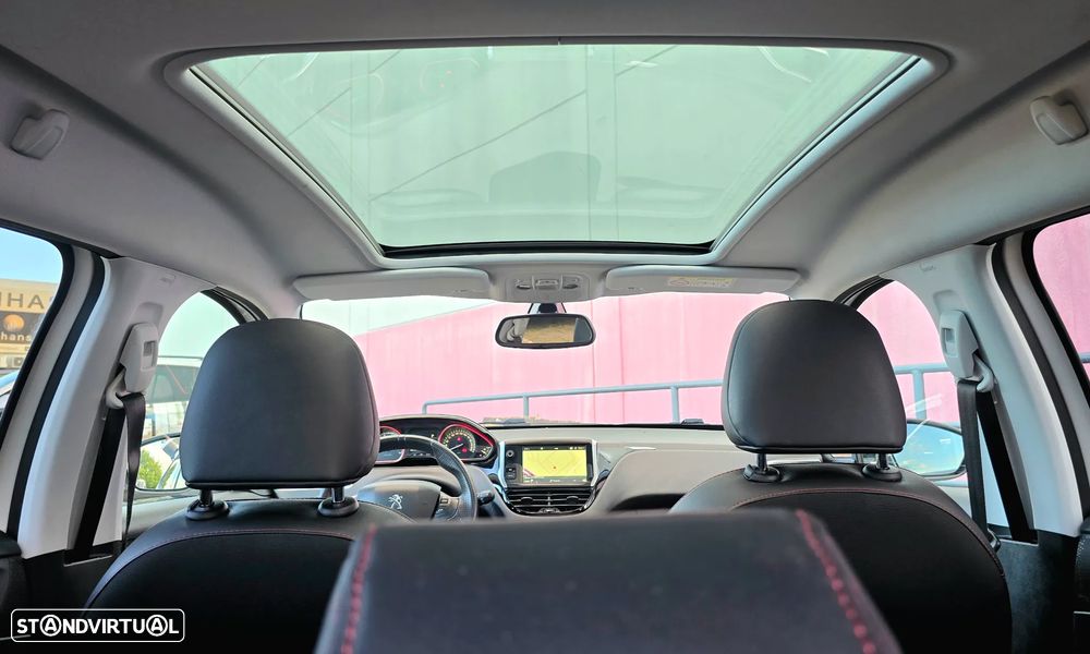 Peugeot 2008 PureTech 110 Stop&Start EAT6 GT-Line Edition - 21
